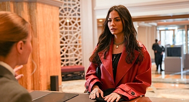 Eşref Rüya’nın Nisan’ı Demet Özdemir sete çıktı!