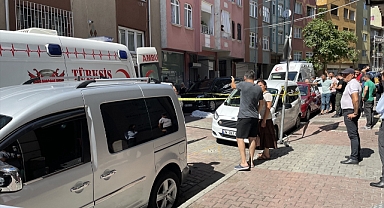 Beşinci kattan düşen kadın öldü