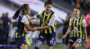 5 gollü dev derbinin kazananı Fenerbahçe