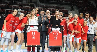 A Milli Kadın Basketbol Takımı, Slovakya'yı farklı geçti