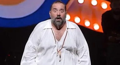 Ata Demirer'in yeni haline beğeni yağmuru!