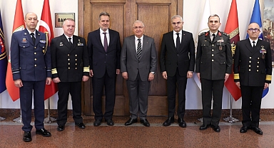 Bakan Güler, Yunanistan Savunma Bakanı Danışmanı Büyükelçi Lalacos'u kabul etti