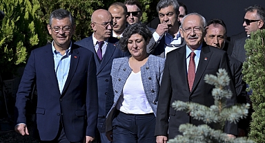 CHP Genel Başkanı Özel, Kılıçdaroğlu'nu evinde ziyaret etti