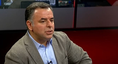 Gazeteci Barış Yarkadaş canlı yayında mesleğini bıraktığı açıkladı