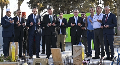 Gençlik ve Spor Bakanı Bak