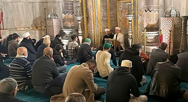 İstanbul'daki AK Parti'li belediyelerden Ayasofya'da Filistin buluşması