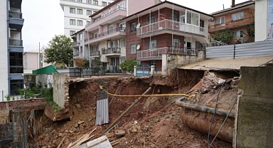 İstinat duvarı çöktü: 83 kişi tahliye edildi!