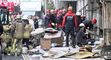 Küçükçekmece'deki patlamanın sebebinin sprey kutuları olduğu ortaya çıktı