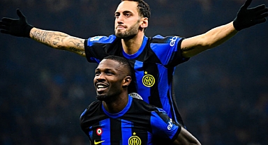 Milli futbolcu Hakan Çalhanoğlu, Serie A'da en fazla gol atan Türk futbolcu oldu