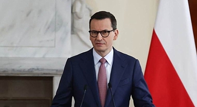 Polonya'da hükümet ilk oturumda istifa etti