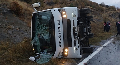 Taziyeye gidenler kaza geçirdi: 20 kişi yaralandı