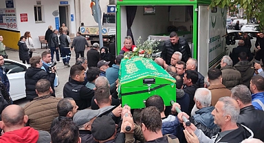 Tur kazasında ölü sayısı 3 oldu
