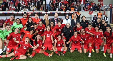 A Milli Kadın Futbol Takımı 6'da 6 yaptı