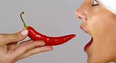 Aşırı acı yemek hemoroide neden olabilir