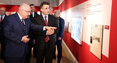 Bakan Güler, Cumhuriyet'in 100'üncü Yılı Sergisi'ni açtı
