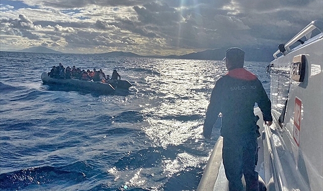 Bodrum açıklarında 136 düzensiz göçmen ele geçirildi