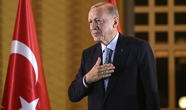 Cumhurbaşkanı Erdoğan'dan Beşiktaş Başkanı Arat’a tebrik telgrafı