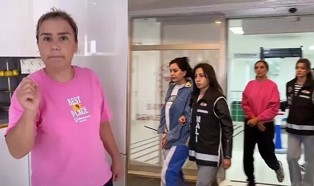 Dilan Polat'ın Şule'si sınır dışı edildi