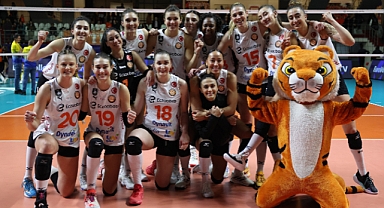 Eczacıbaşı Dynavit 3. galibiyetini aldı