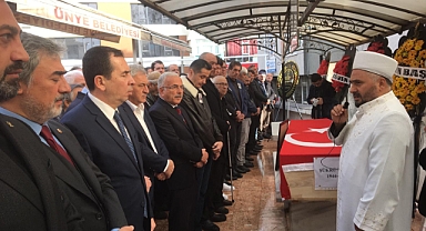 Eski Bakan Şükrü Yürür son yolculuğuna uğurlandı