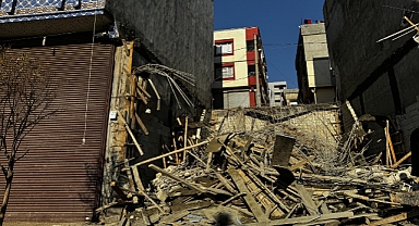 Gaziantep'te inşaatın tablasının çökmesi sonucu 2 işçi yaralandı