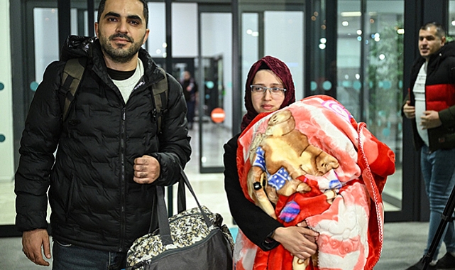 Gazze'den tahliye edilen Türk vatandaşları İstanbul'da!