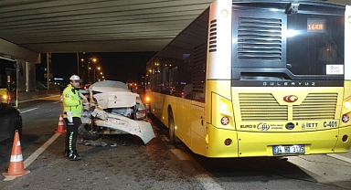 Kadıköy'de zincirleme trafik kazasında 5 kişi yaralandı
