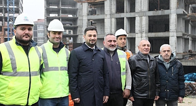 Kağıthane Belediye Başkanı Öztekin, kentsel dönüşüm projesini yerinde inceledi