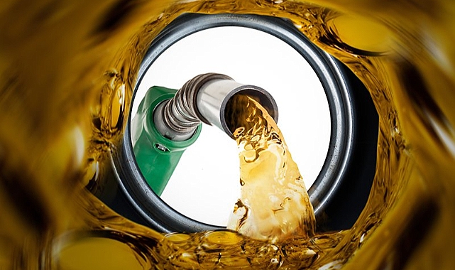 Motorinden sonra benzine de indirim geliyor