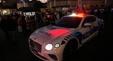 Operasyonlarda ele geçirilerek emniyete tahsis edilen araçlar İstanbul'da göreve başladı