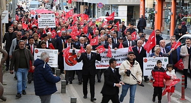 Samsun’da ‘Şehitler İçin Saygı Yürüyüşü’ düzenlendi