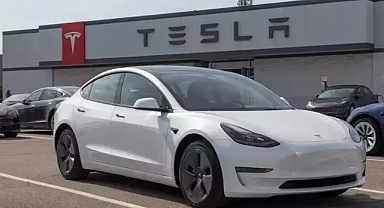 Tesla milyonlarca aracını geri çağırmaya hazırlanıyor