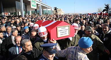 Türkiye şehitlerini uğurluyor!