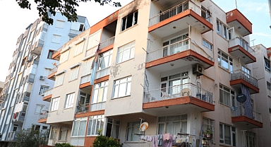 Yangında mahsur kalan yaşlı kadını itfaiye kurtardı