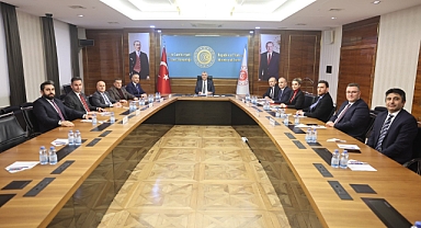 Bakan Bolat, İMKON Genel Başkanı Tellioğlu ve yönetimiyle bir araya geldi