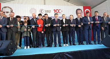 Bakan Tekin: Birçok çocuğumuz meslek liselerinden istihdam garantili mezun oluyor