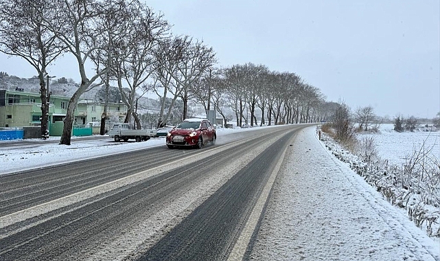 Çanakkale'de kar nedeniyle 46 köy yolu ulaşıma kapandı