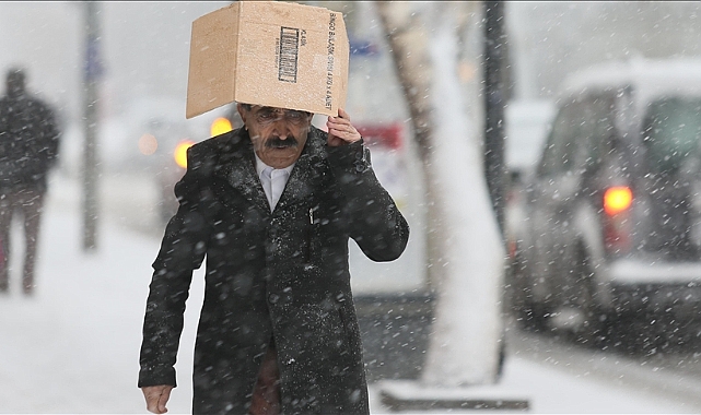 Çevre, Şehircilik ve İklim Değişikliği Bakanı Özhaseki'den yoğun kar yağışı uyarısı!
