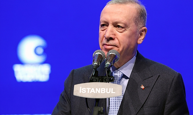 Cumhurbaşkanı Erdoğan partisinin 26 ilde gösterdiği adayları açıkladı