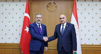 Dışişleri Bakanı Fidan ve Tacikistan Dışişleri Bakanı Muhriddin bir araya geldi