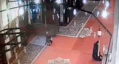 Fatih Camisi'ndeki bıçaklı saldırıya 34,5 yıla kadar hapis talebi!