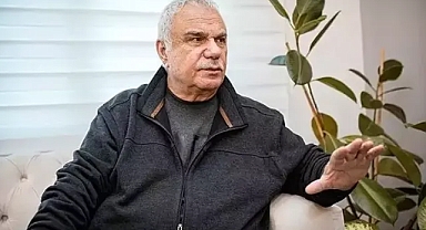 Halil Ergün aracıyla kaza yaptı: Kaldırıma çıktı!