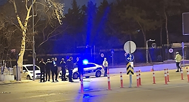 İçişleri Bakanlığı önündeki şüpheli kişi vurularak ele geçirildi