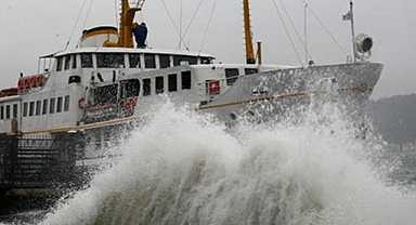 İstanbul'da bazı vapur seferleri iptal edildi