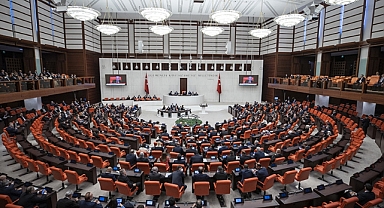 İsveç'in NATO üyeliği TBMM'de kabul edildi