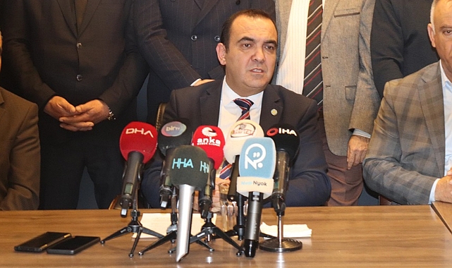 İYİ Parti İzmir İl Başkanı ve yönetimi görevden alındı