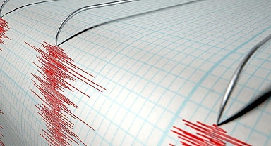 İzmir'de 5.1 büyüklüğünde deprem!