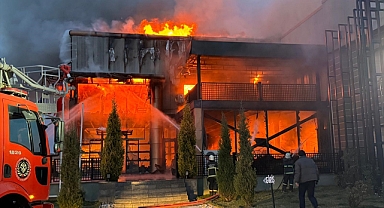 Kütahya'da porselen fabrikasında çıkan yangın kontrol altına alındı