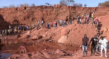 Mali'de kaçak altın madeninin çöktü: 70 kişi öldü