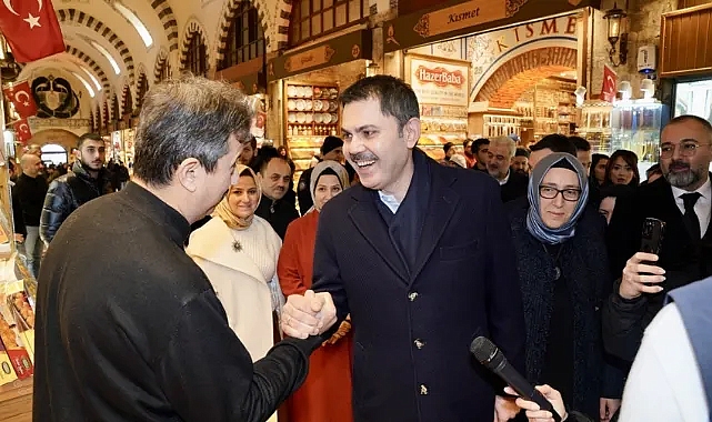 Murat Kurum: Her yerde riskli binaların dönüşümünü sağlayacağız